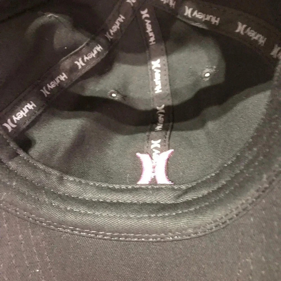 Hurley Mom Iconic Baseball cap/hat,snap back, black,pink embroidered logo OS - Picture 6 of 6